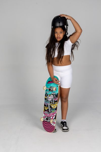 Chara Active White Crop